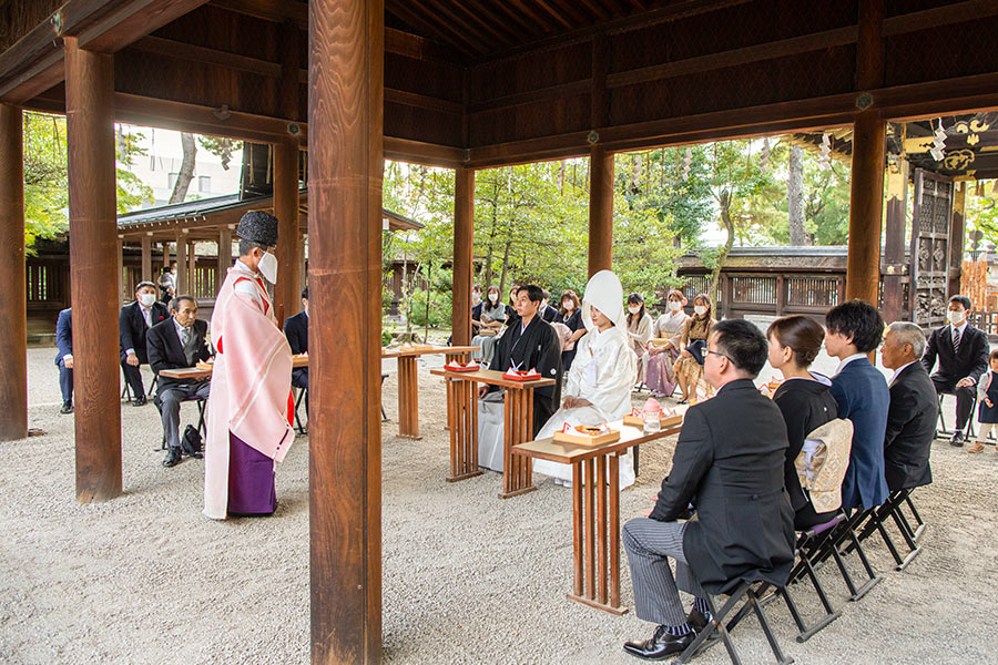 落ち着きのある神社だからこそ、プライベート感のある結婚式を挙げられました。